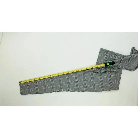 Calvin Klein Size XS Gray Paid Stretch Pull Up Zip Pocket 28 Inch Inseam Pants - Picture 5 of 12